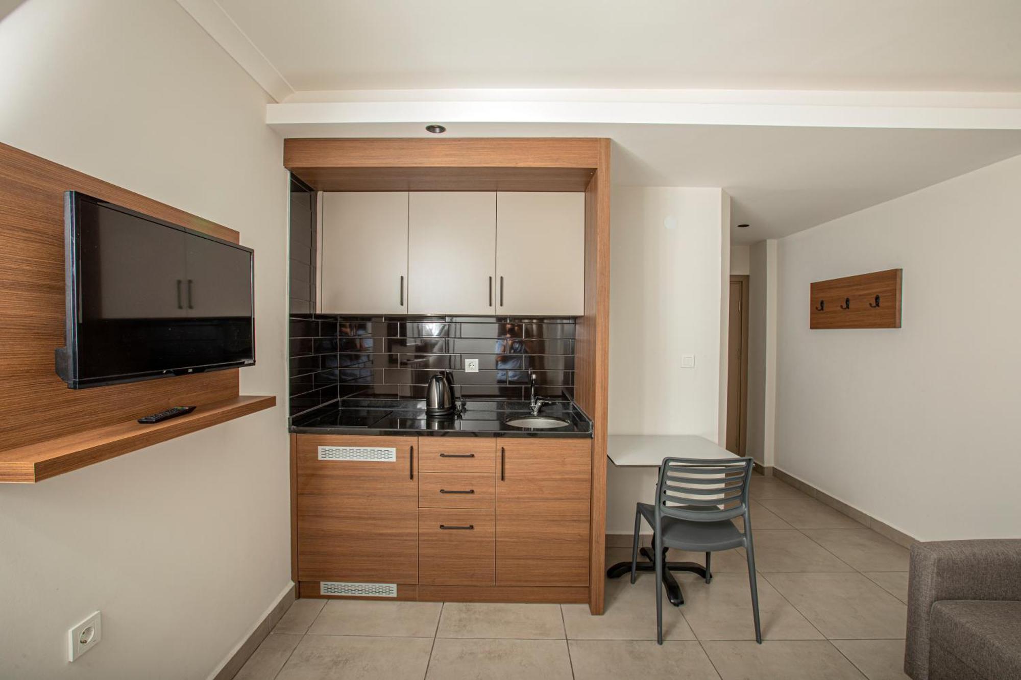 เพอร์เล อพาร์ท โฮเทล Hotel อลันยา ภายนอก รูปภาพ