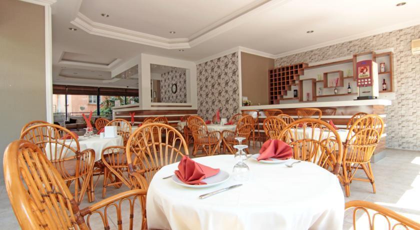เพอร์เล อพาร์ท โฮเทล Hotel อลันยา ภายนอก รูปภาพ