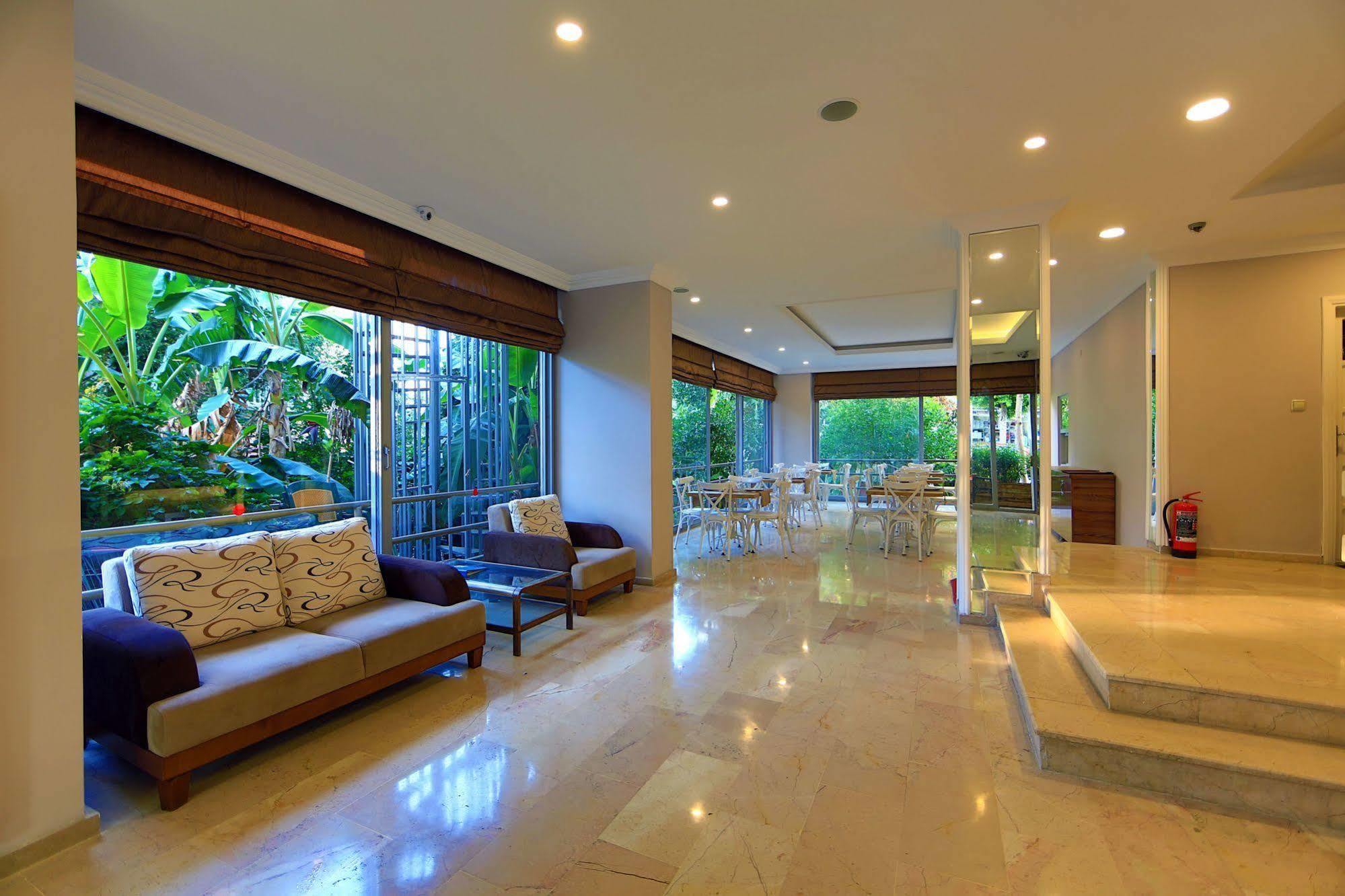 เพอร์เล อพาร์ท โฮเทล Hotel อลันยา ภายนอก รูปภาพ
